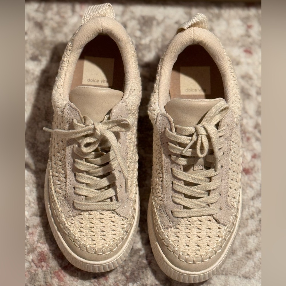 Dolce Vita Nicona Sneakers
